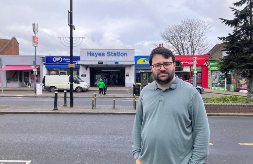 Thomas Turrell AM Outsdide Hayes Station 